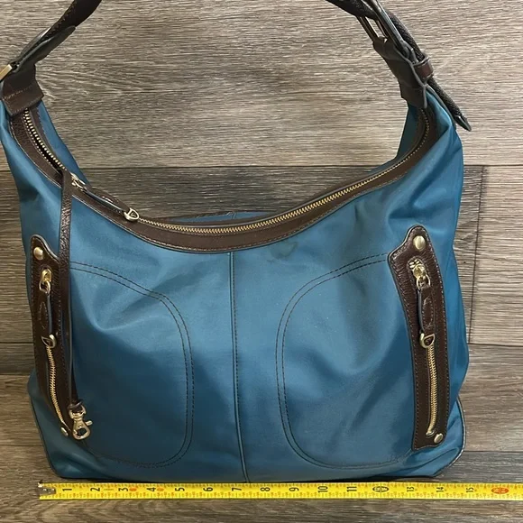 TUMI bag - Picture 6 of 11